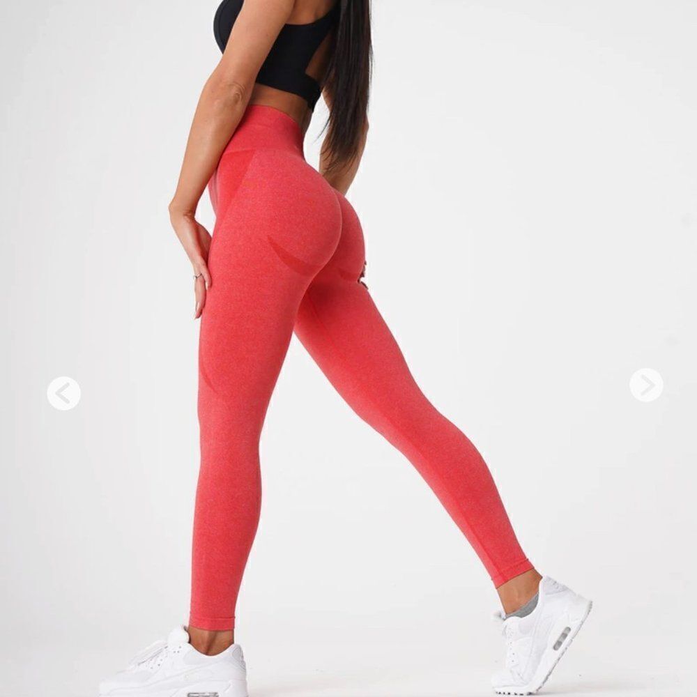 NVGTN Candy Apple Curve Seamless Leggings size S NWT